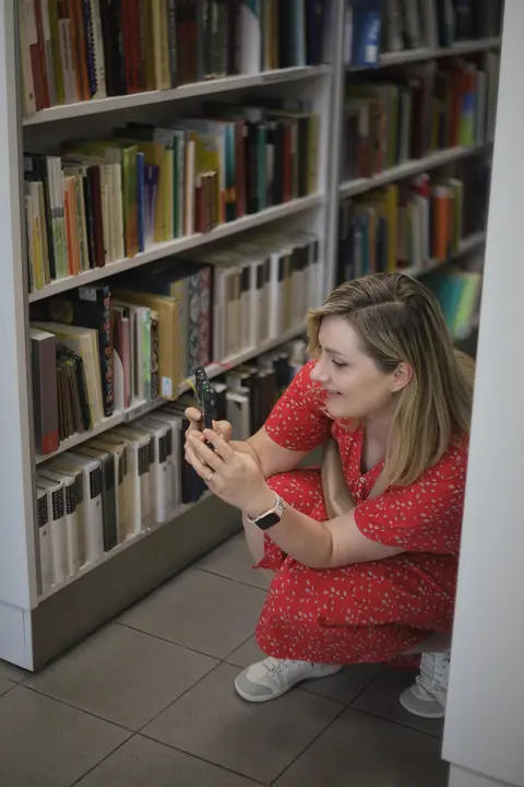 Fotografas - Andrius Mačiūnas --- Makiažas - Giedrė Rimkienė Auskarai - Išrinkta Tau Vieta - Šiaulių apskrities Povilo Višinskio viešoji biblioteka