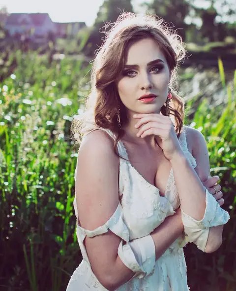Nuotrauka - Jurgita Aleksandravičiūtė Model - Jorinta Kazlauskaitė Make up and Hairstyle - Ieva Mitigailiene Dress - Si design (Simona Remeikaitė)