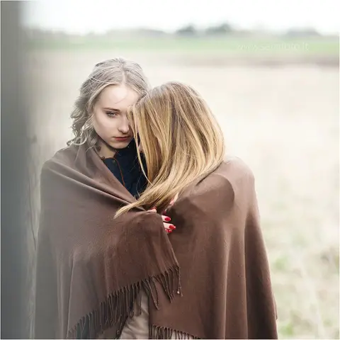 Foto: Andželika Sakalauskienė Modeliai: Monika Kiuraitė ir Goda Kančelskytė