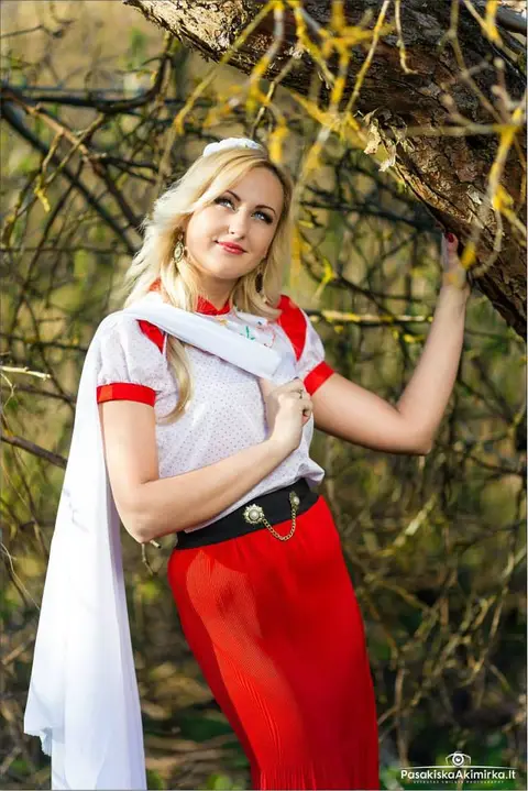 FOTO: Vytautas Smilgys MODELIS: Lina Nu