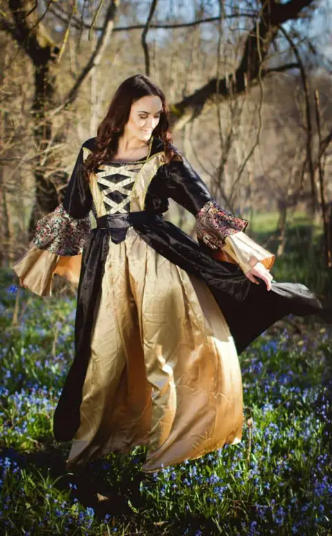 FOTO: Akvilė Gulbinienė MODELIS: Marcinkutė Irma
