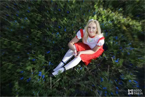 FOTO: Dalia Padaigiene MODELIS: Lina Nu
