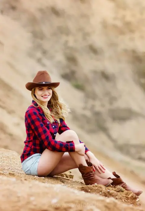 FOTO: Andželika Sakalauskienė MODELIS: Monika Belaišytė